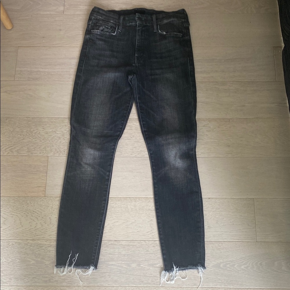 MOTHER the Looker Ankle Fray Jeans
